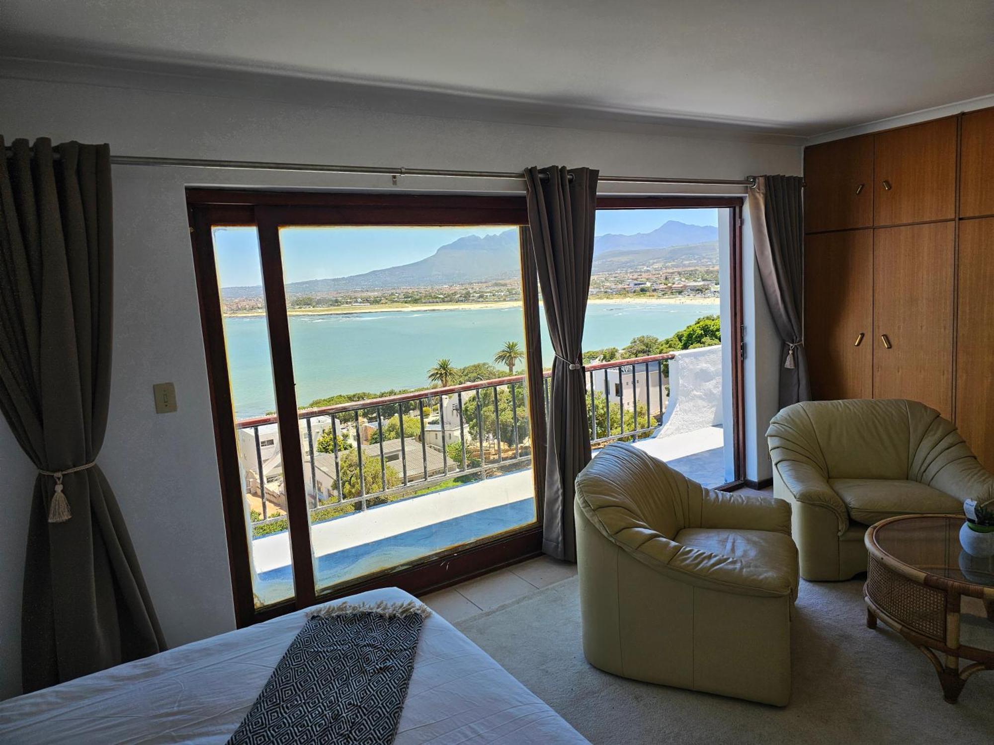 ケープタウン La Isla Bonita Bed & Breakfast エクステリア 写真